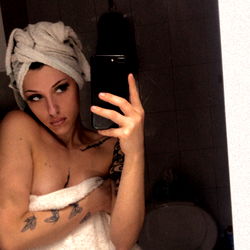 Anna 🌸 from Kitchen