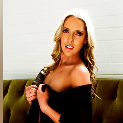 Introducing Kate Laidlaw, the OnlyFans Model