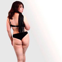 Alyssa Bloom TS: Glamourous OnlyFans Model