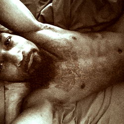 💪🏾👅✊🏾👌🏾👀 photo