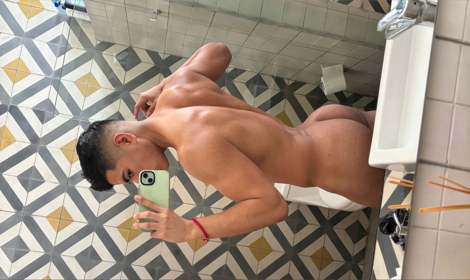 Alejandro C. Montes photo