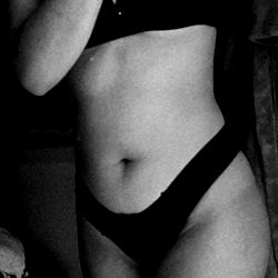 BABY Model in Bikini