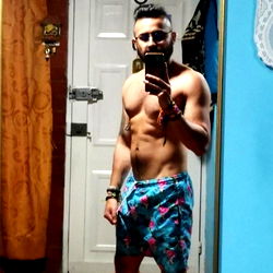 Modeling and Fitness Influencer