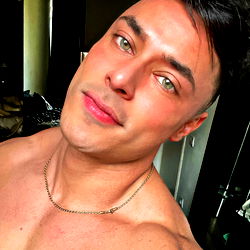 JJ: A Fitness Model in Madrid and Amsterdam