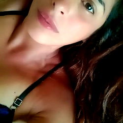 Noelia Adictaati Model Photo