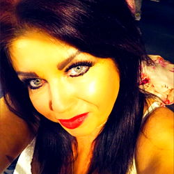 Gilf Mandy Hayes photo