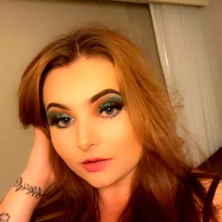 Ly$$a Lu - Aesthetic Beauty