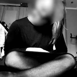 SuzannaCD: A Captivating Model from Europe