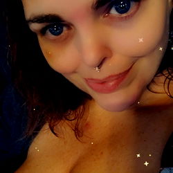 Alli Purrr - OnlyFans Model