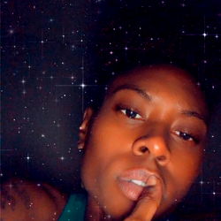 Slice, A Model of Instagram