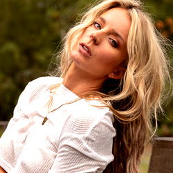 Blonde beauty posing for OnlyFans