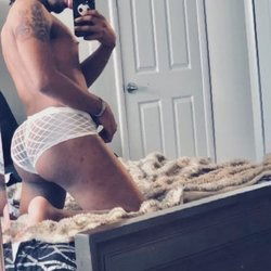 🍑💦🦶🏽 photo