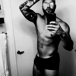 Adrian Knight OnlyFans Photoshoot