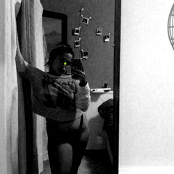 OnlyFans Model Priscila Strikes a Pose in Mar del Plata