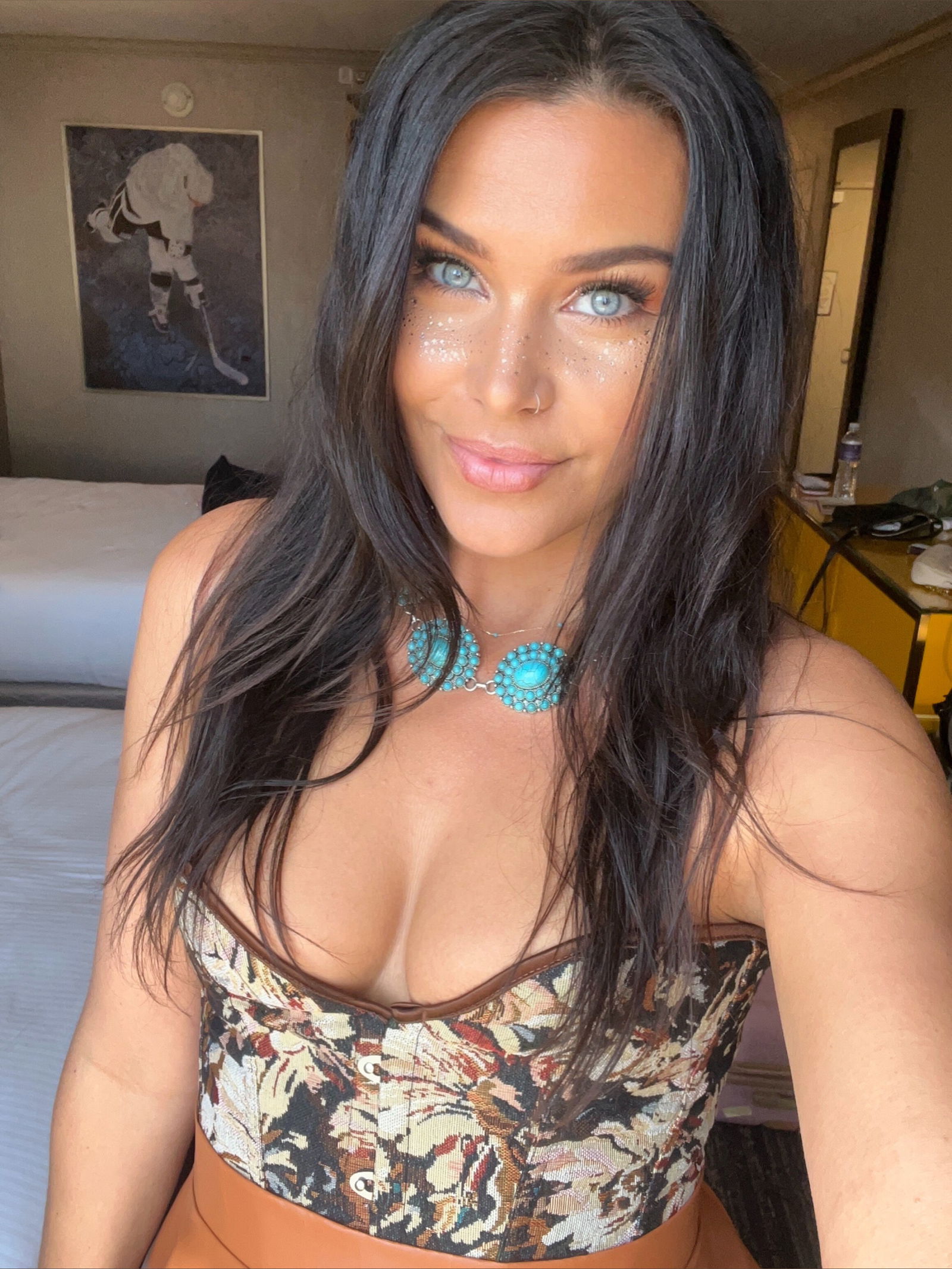 Clarke the Mega M!lf photo