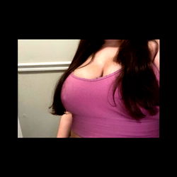 Alex Hyland: OnlyFans Model