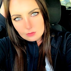 Lady Viking, Idaho: A Moment of Serene Confidence