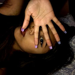 Hanna is the queen of relaxation, with a hint of playfulness in this image!