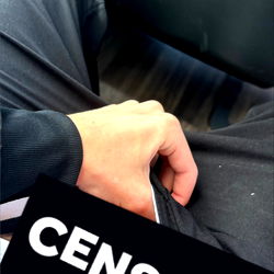 Strong Format JSON with SEO Data from Model Photo and Extracted Tags, Age, Gender