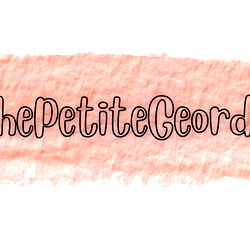 El ๐ฌ๐ง Petite British Cutie! photo