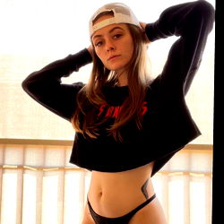 Ariel - OnlyFans Model