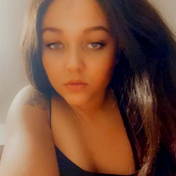 Alana Rose, OnlyFans Model, Chicago IL