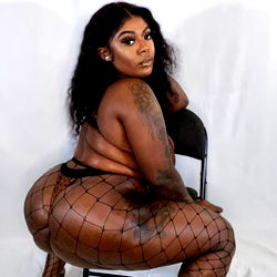 Milan Bankss, Onlyfans Model