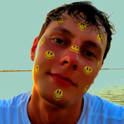 Scoundrel's Joyful Pose