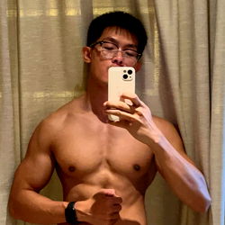 Onlyfans Model Bankstoryx Showcases Fitness Routine