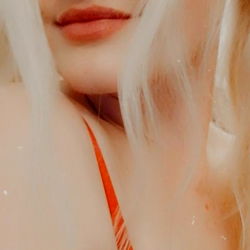 OnlyFans Model Primrose, Norway