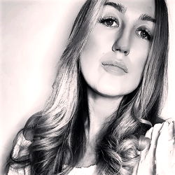 Professional Model in Studio, AUSTRALIA