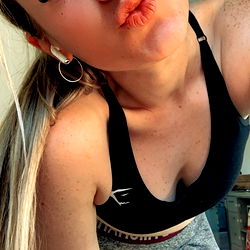 Ella - Fitness Enthusiast