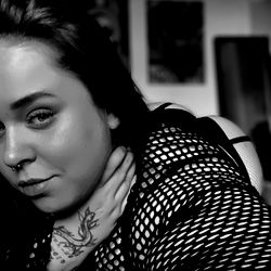 OnlyFans Model Call Me Emma 🦋