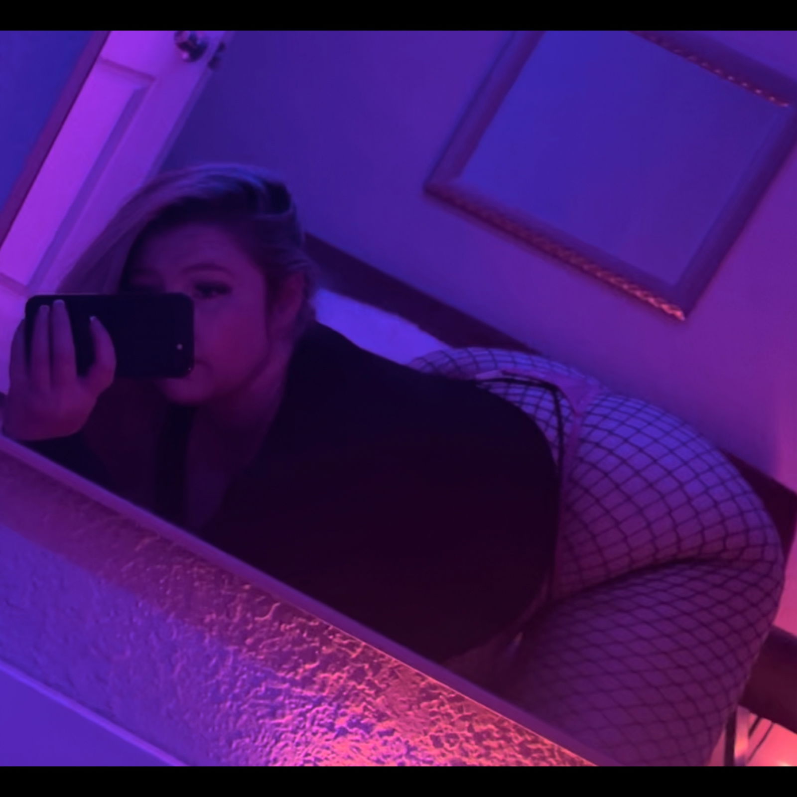 Alluring_Amber photo