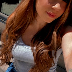 Awkward Aquarius Girl - Casual, Summer Vibes