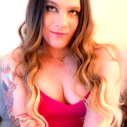 Sexy OnlyFans Model Posing for Selfie