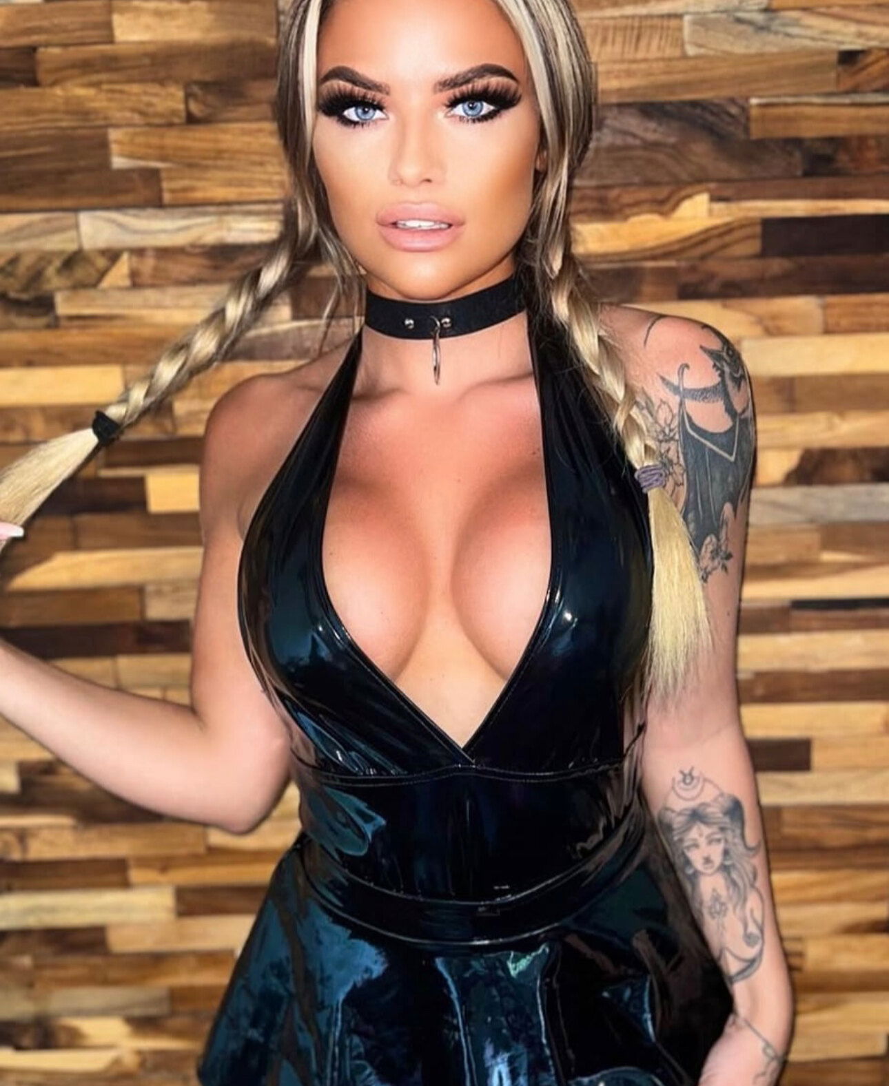 Goddessizobella✨ photo