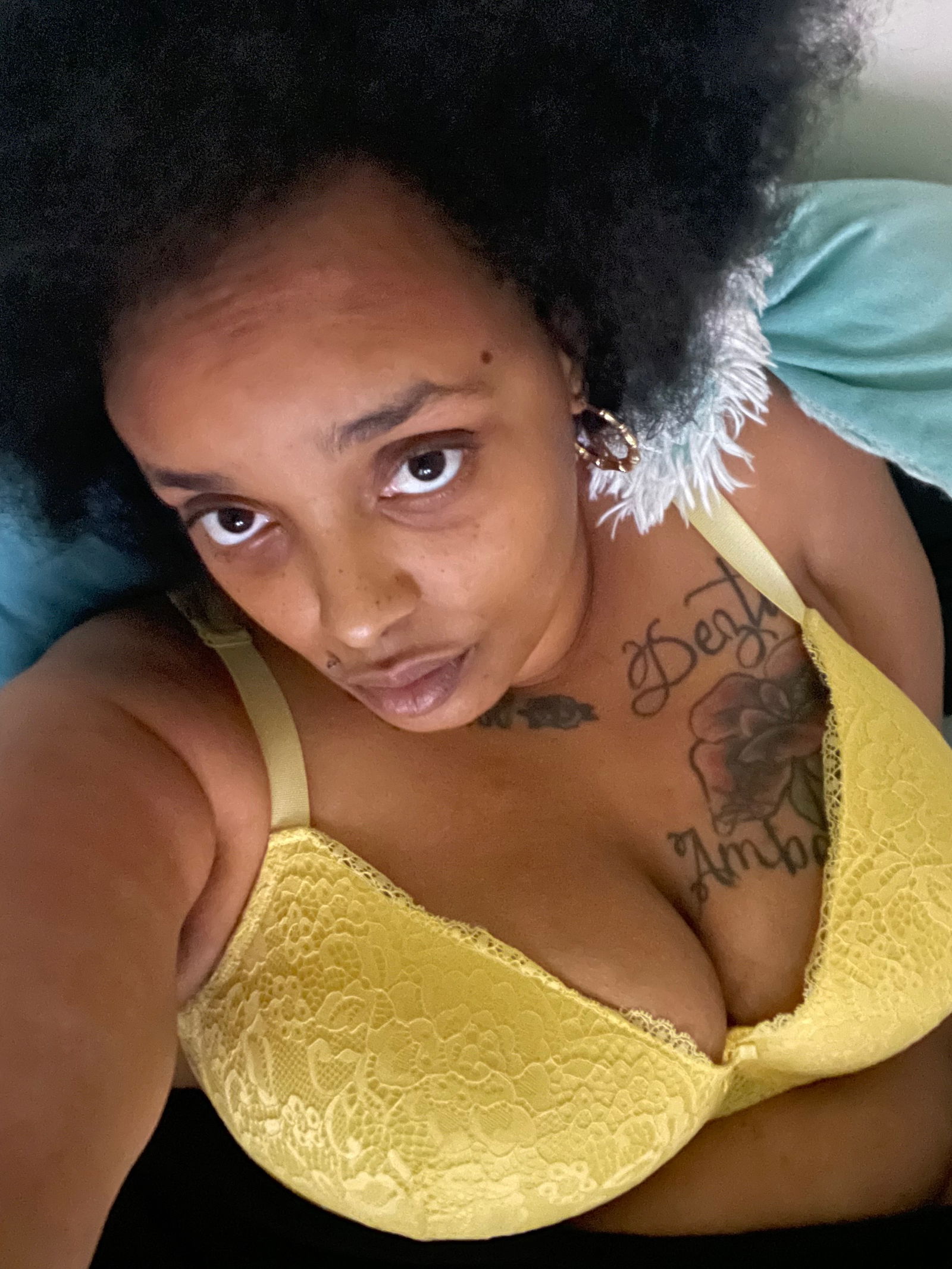 mssyelladiamond photo