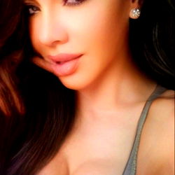 Arequipa Perú Model, Madelaine Molina