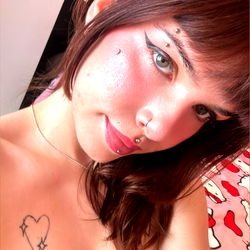 Spoiled Kitty - A model's life in the adult industry