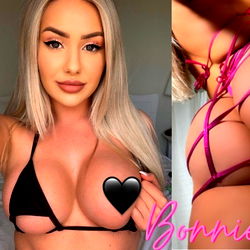 Bonnie Brown 👅💦 photo