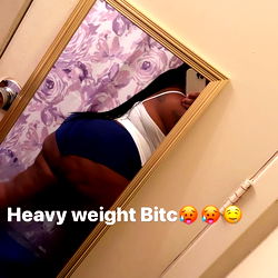 OnlyFans Model Alisha, Heavy Weight Bitch