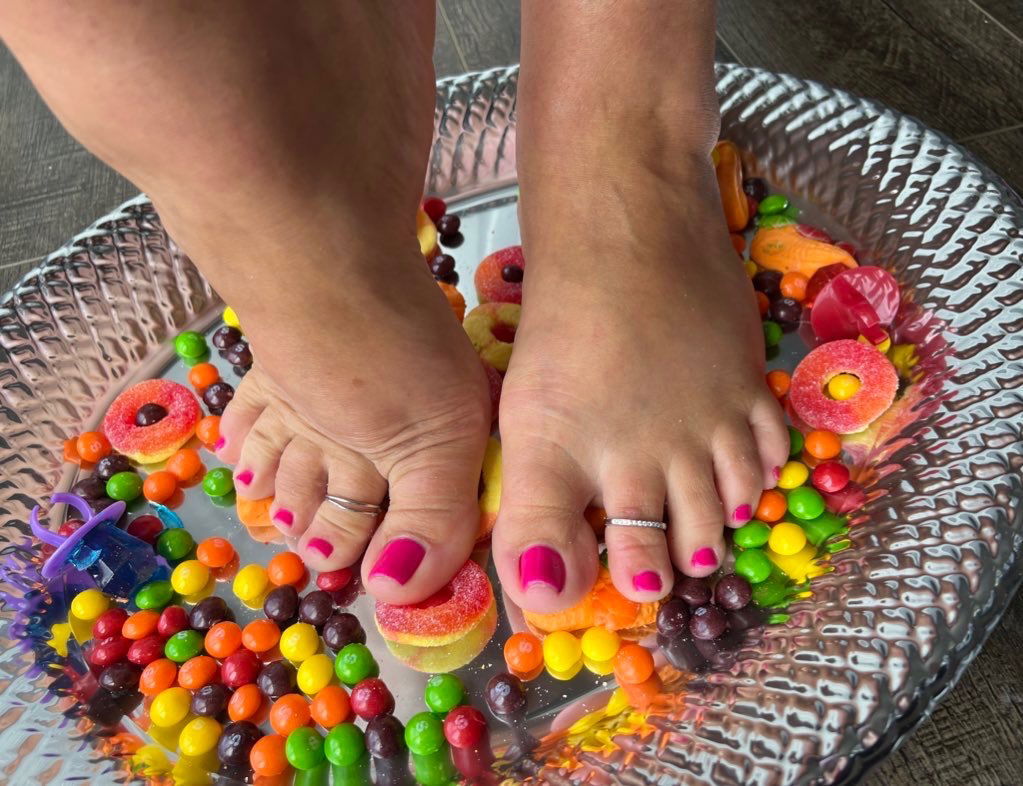 Ally Nyx | BBW | 👣 | 🌶️ | 🍑 | 👸 | photo