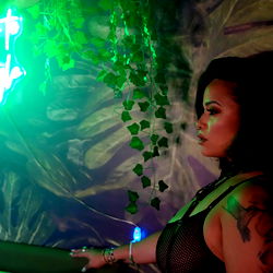 Aneesa Ferreira photo