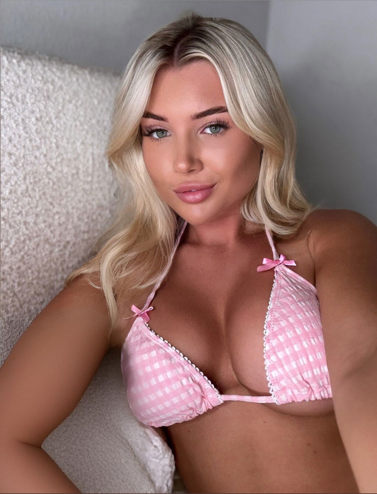 MOLLY GRACE 🩷 photo