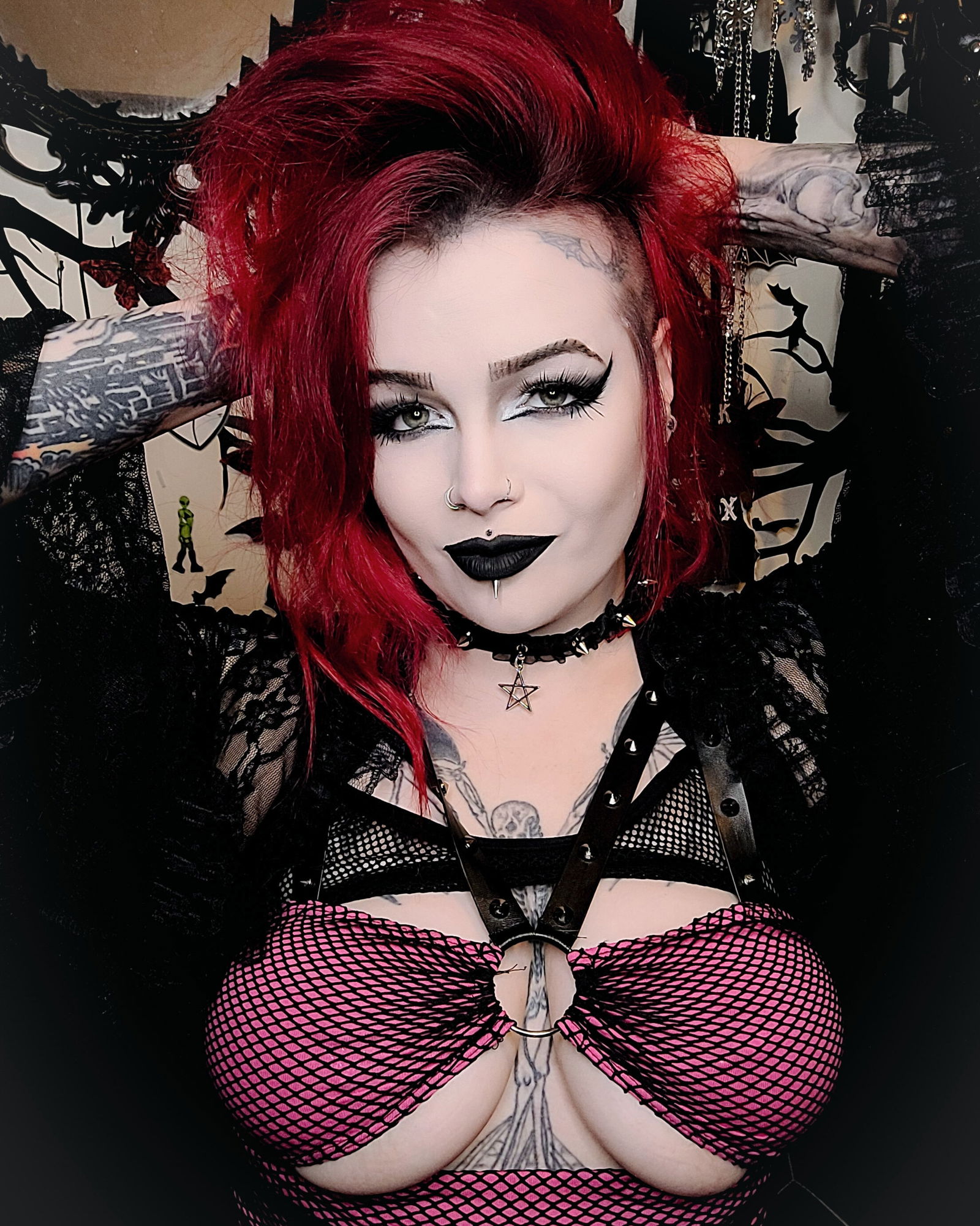 PatriciaAbsinthe photo