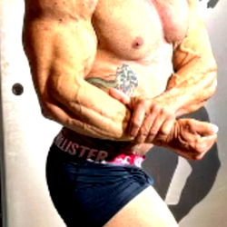 OnlyFans Leonardo's Gym Photoshoot