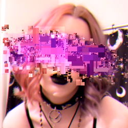 Vivid and Surreal Photo of Arabella 🖤