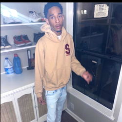 Candid Moment of Atlanta Based Influencer Mr.Mobaby