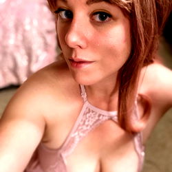 Lilith In Pink, Sexy Model in Lingerie, OnlyFans